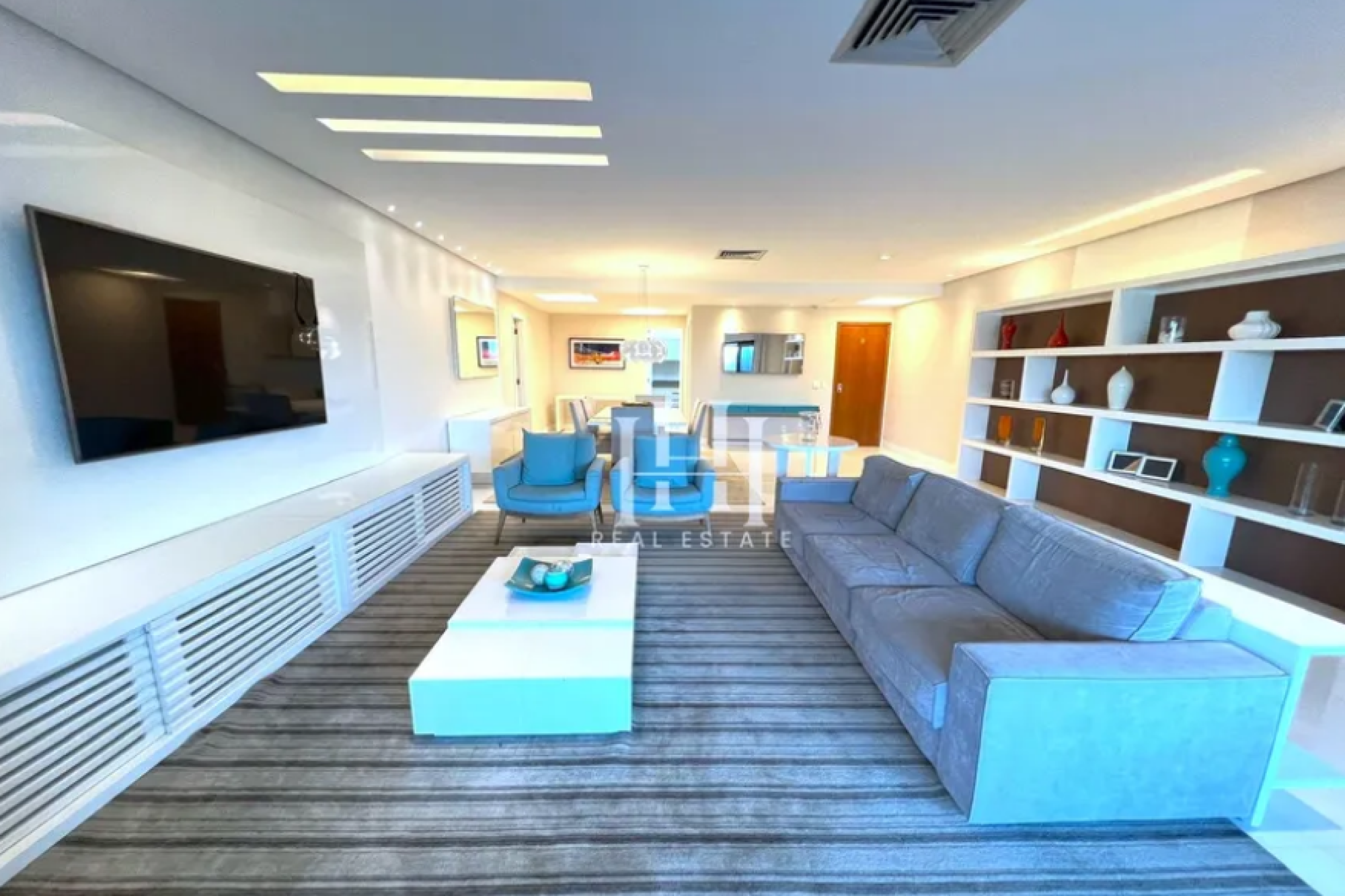 Apartamento no WaterWays 4 Suítes
