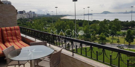 Lindo apartamento no Flamengo com vista pro mar