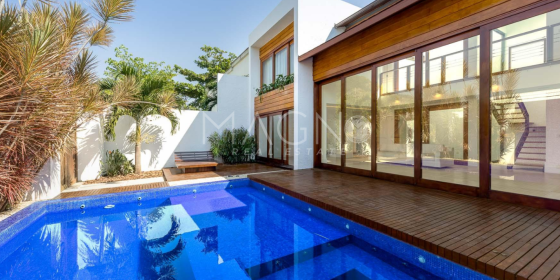Casa de Luxo 4 Suítes