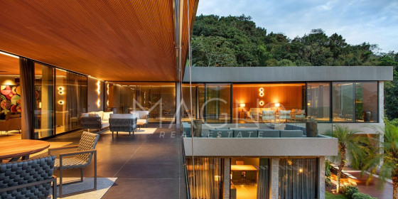 Casa Luxuosa no Condomínio Portobello