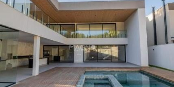 Casa a venda no Itanhangacom 682m² 