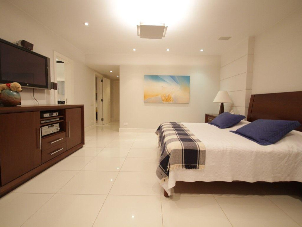 Linda mansão no Condominio Mansões, Barra da Tijuca · foto 15 de 21