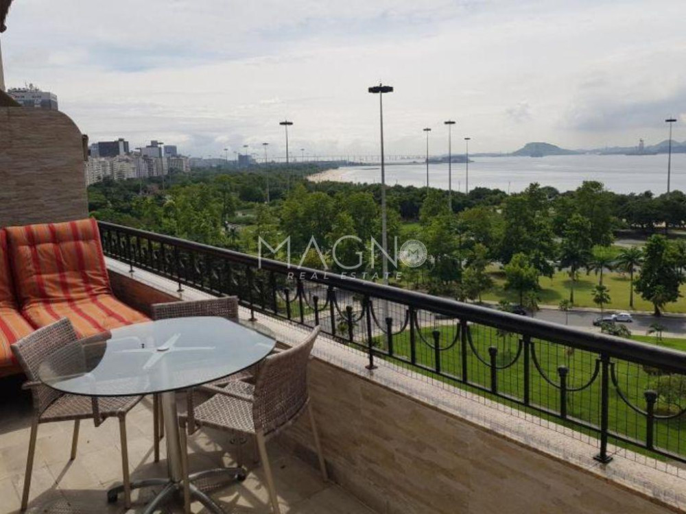 Lindo apartamento no Flamengo com vista pro mar · foto 2 de 11