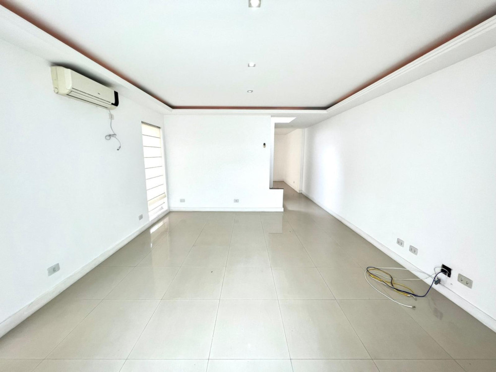 Linda casa no condomínio Rio Mar - Barra da Tijuca.  · foto 14 de 26