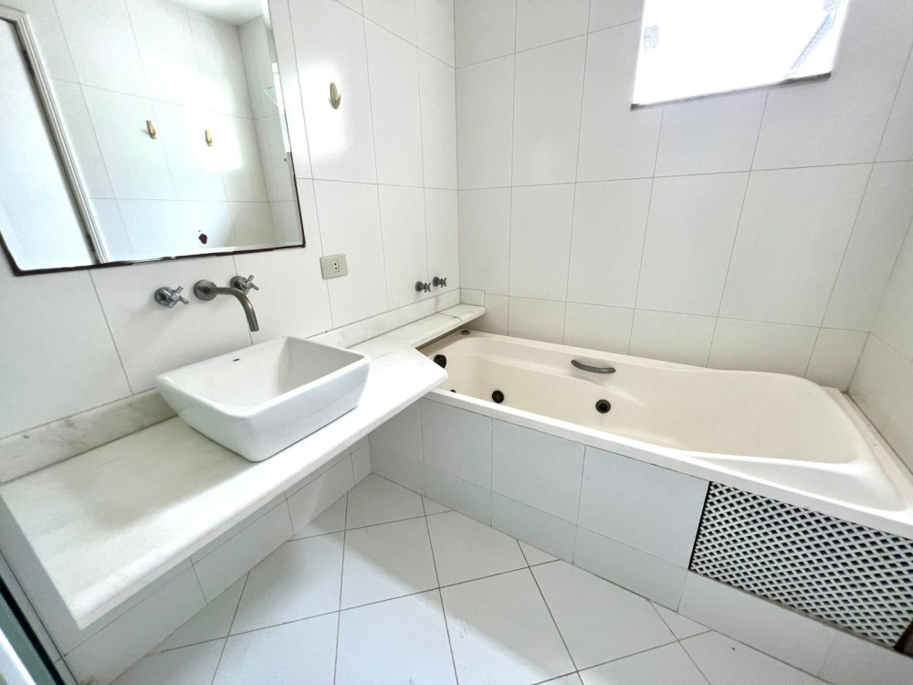 Linda casa no condomínio Rio Mar - Barra da Tijuca.  · foto 4 de 26