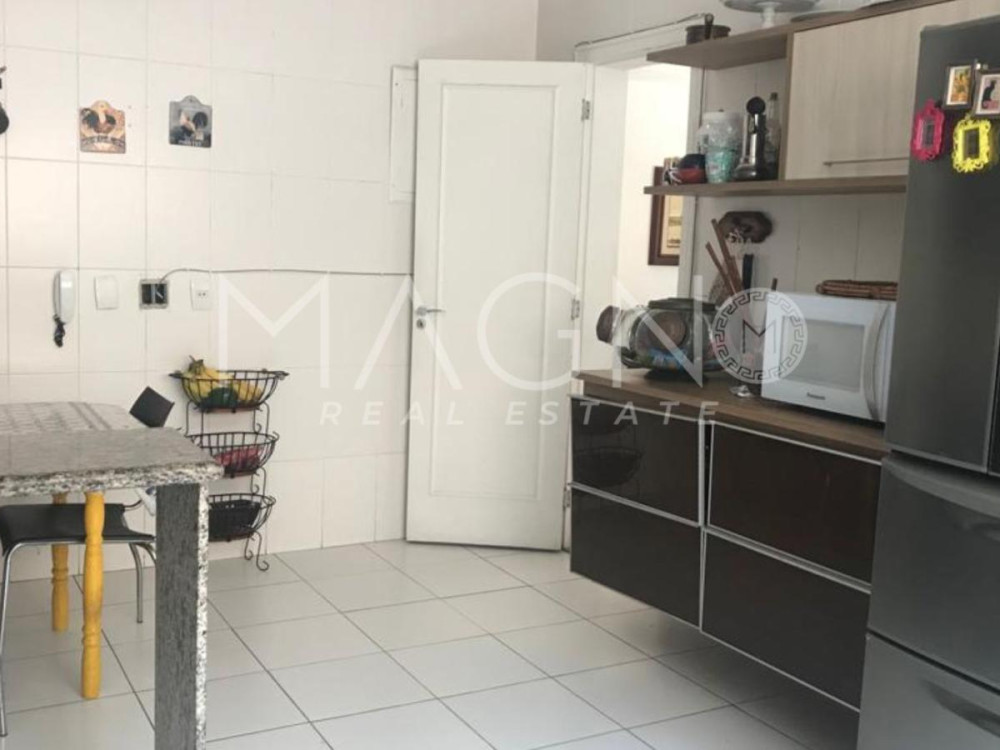 Casa triplex no condomínio Interlagos de Itauna · foto 8 de 12