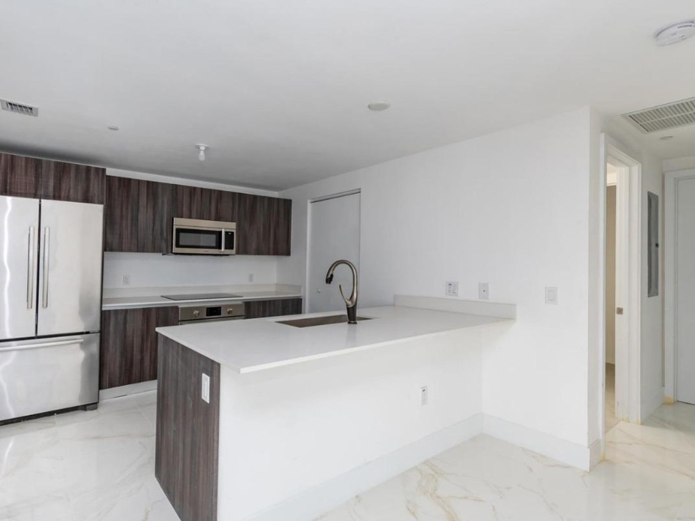 Apartamento Edgewater, FL 33132 · foto 5 de 9
