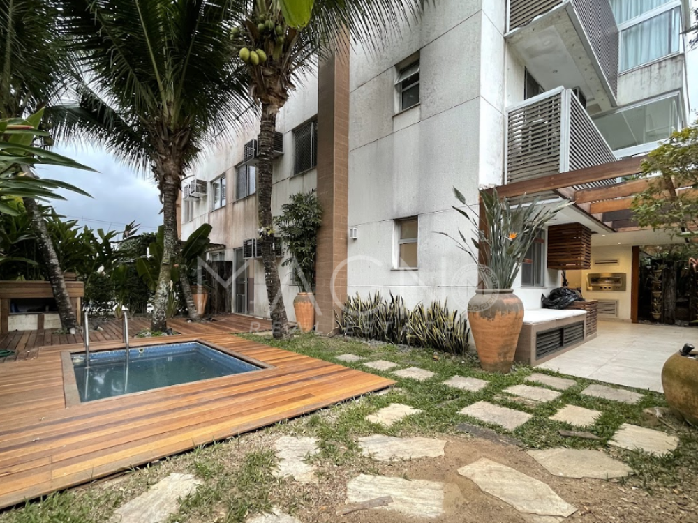 Exclusiva Casa à Venda no Recreio dos Bandeirantes – Condomínio Riviera Del Sol · foto 2 de 40