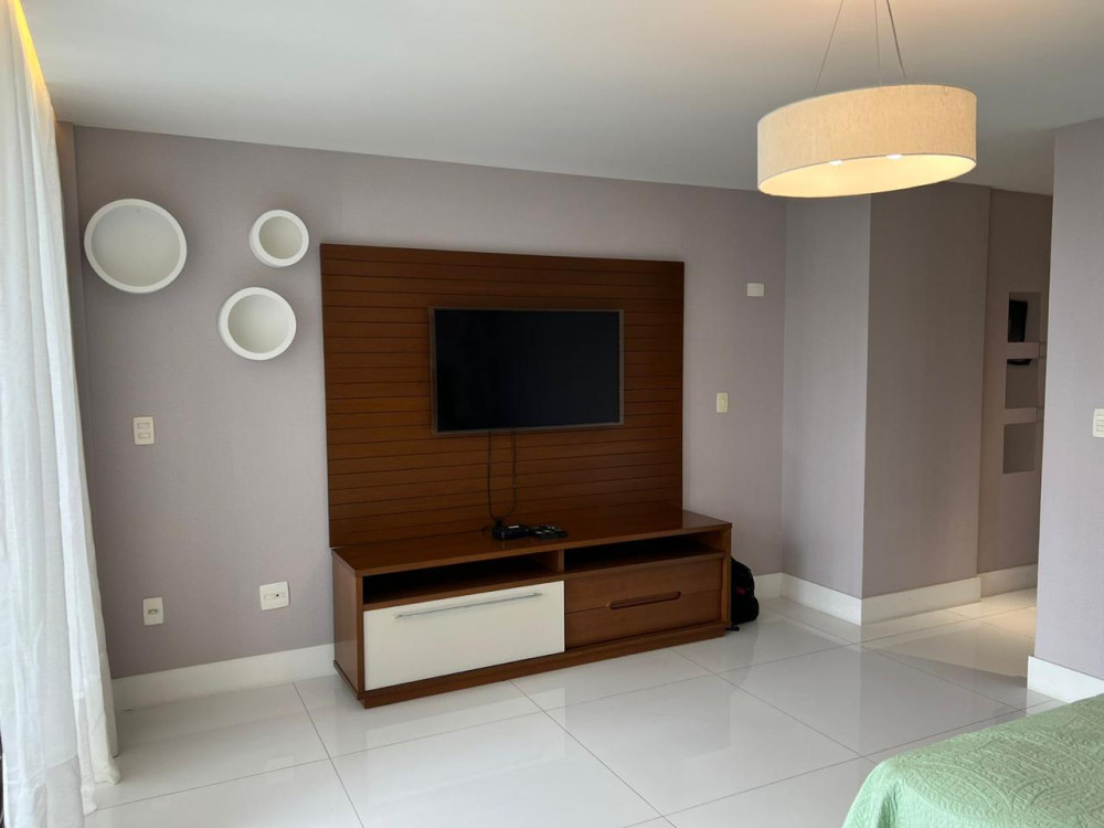 Casa com 4 Suítes e Piscina | Barra da Tijuca | 980m² · foto 6 de 21