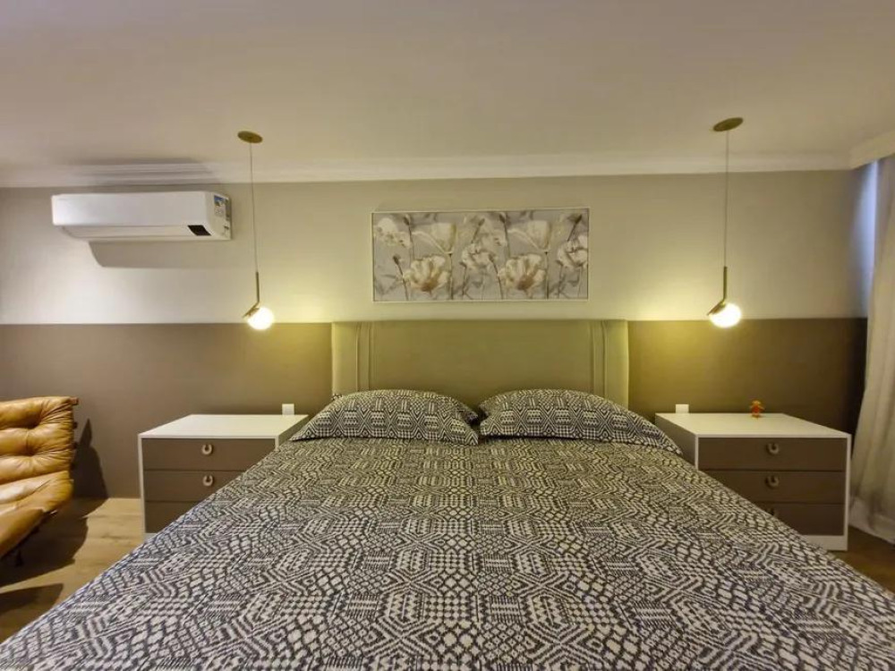 Casa Mobiliada com Piscina | Barra da Tijuca | 500m² · foto 4 de 19
